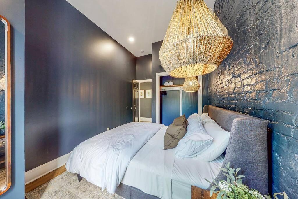 New Luxury Near Downtown Close To Nulu